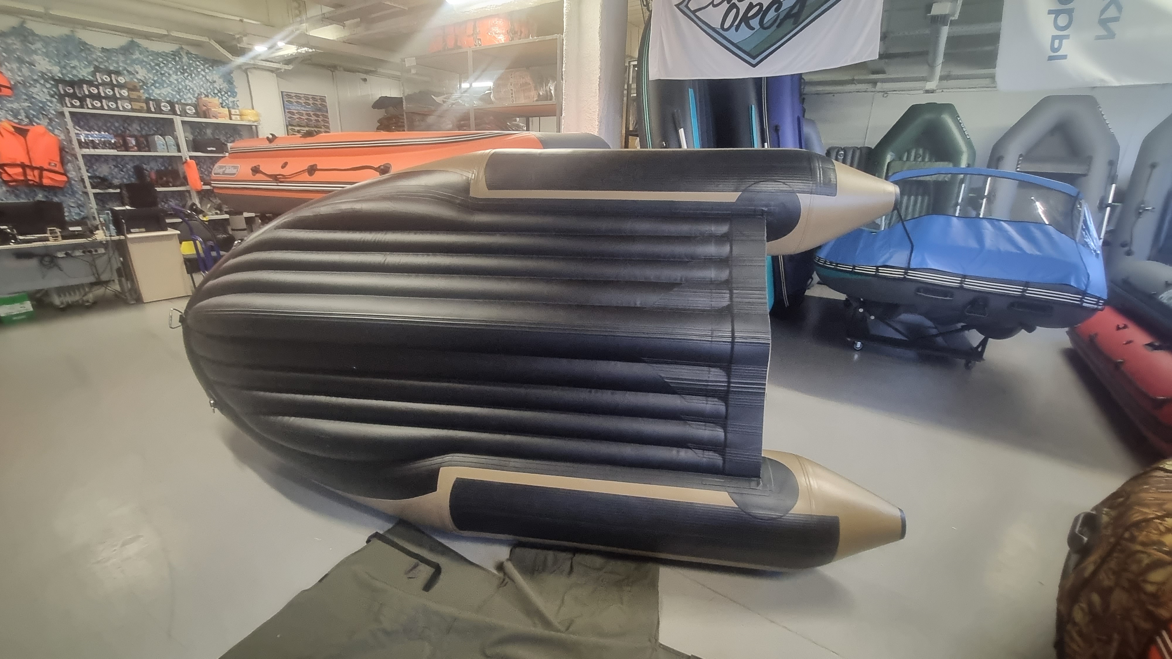 Лодка Badger Air Line 360